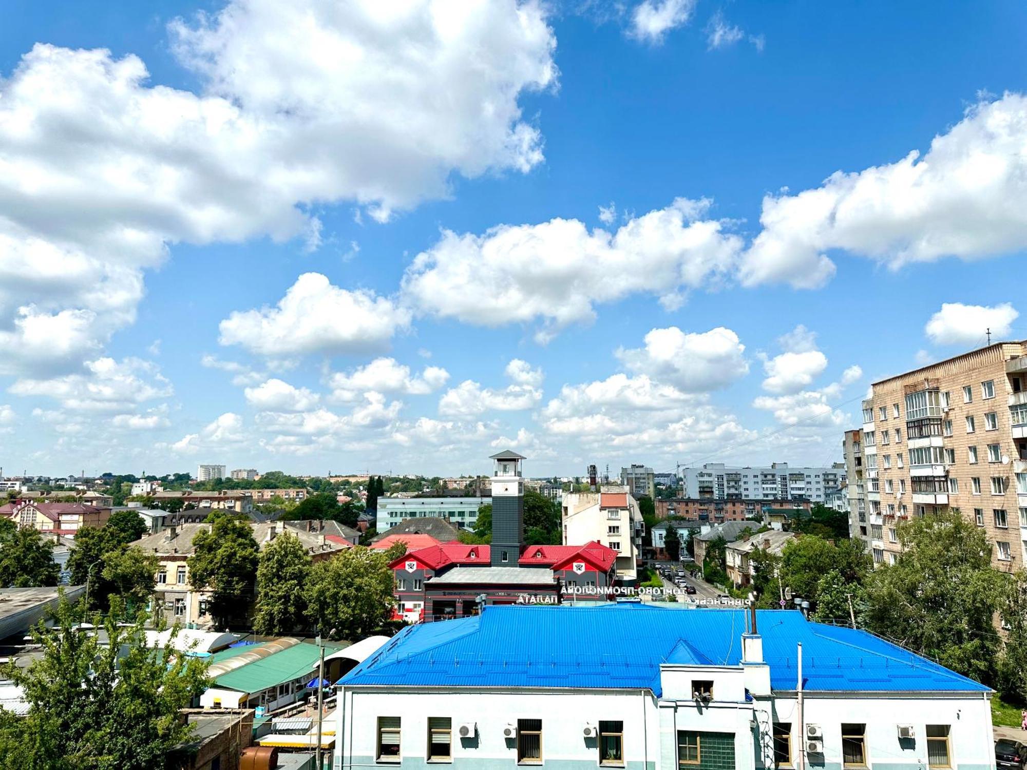 Comfortable Apartments With A Coffee Machine In The City Centre, Zlata Plaza 罗夫诺 外观 照片