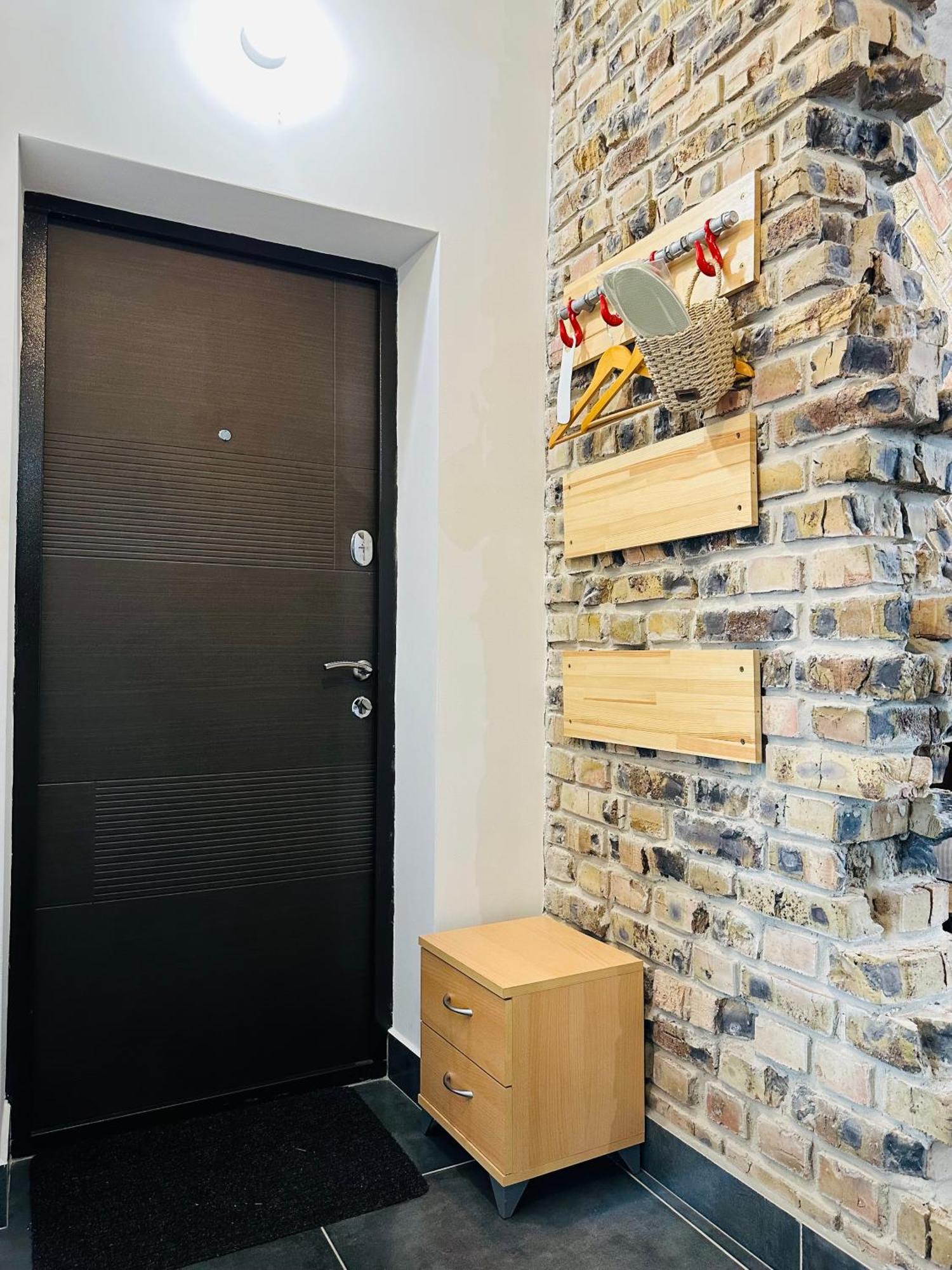 Comfortable Apartments With A Coffee Machine In The City Centre, Zlata Plaza 罗夫诺 外观 照片