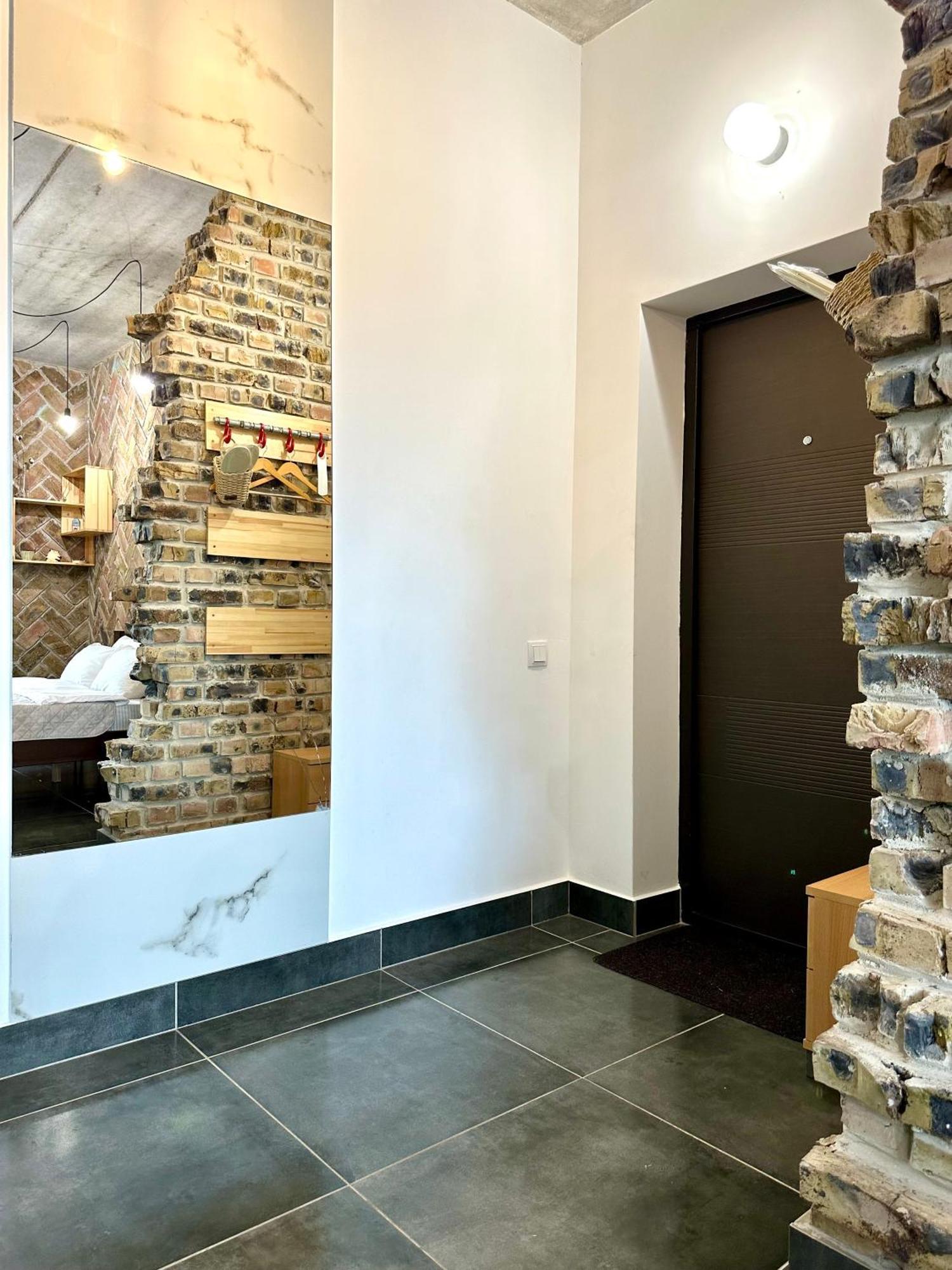 Comfortable Apartments With A Coffee Machine In The City Centre, Zlata Plaza 罗夫诺 外观 照片