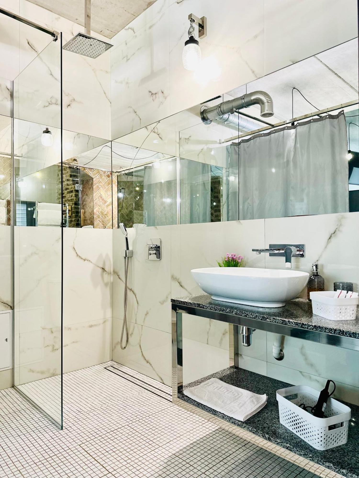 Comfortable Apartments With A Coffee Machine In The City Centre, Zlata Plaza 罗夫诺 外观 照片